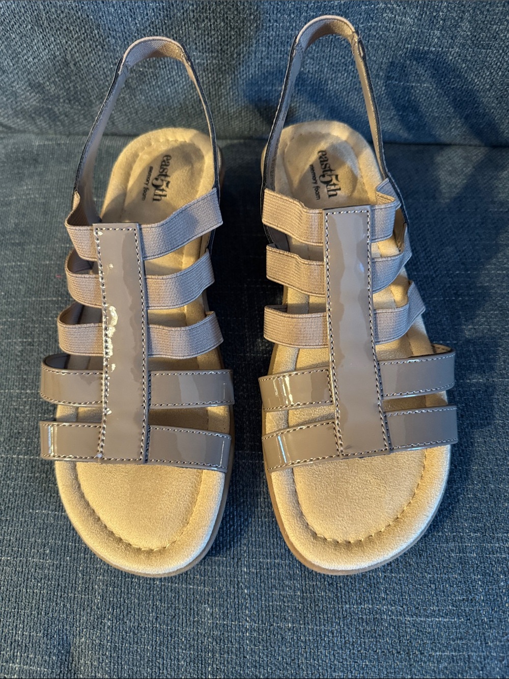 East 5th sandals - Picture 2 of 12